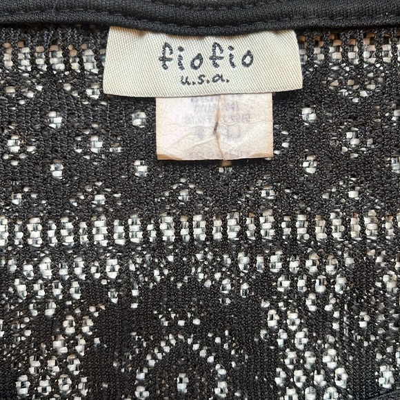 ✨ Y2K Vintage Circa 2005 Black Crochet Crop Top with Fringe - Picture 5 of 17